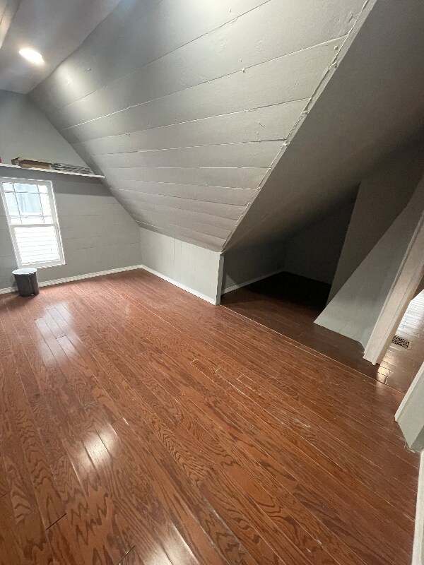 Photo - 595 William St