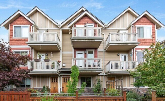 Photo - Energy-efficient townhome in the desirable community of Crown Hill is ready to be loved!