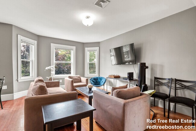 Photo - 139 Adams St Unit 5-bed 2-bathU2