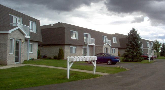 Photo - Oakridge Condo Apartments