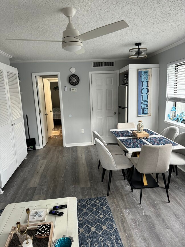 Photo - 210 75th Ave N Unit 4015