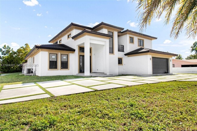 12890 NW 2nd St