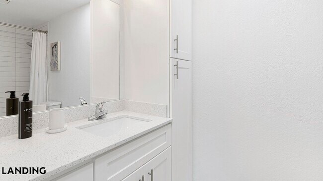 6029 W Irlo Bronson Memorial Hwy Unit 2B-313