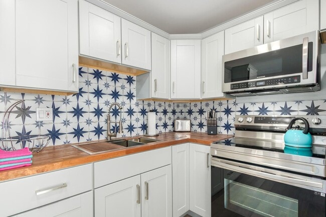 Photo - 2524 E Willetta St