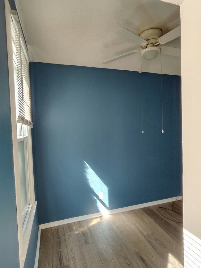 Photo - 104 S Tecumseh St Unit 3