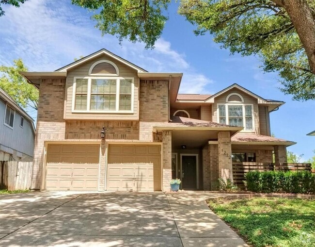Building Photo - 1212 Weatherford Dr Rental