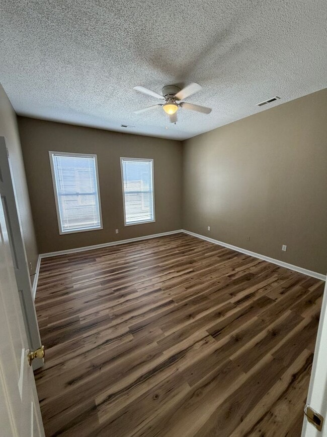 Building Photo - E Tuscaloosa Street - 520-A Unit 520-A