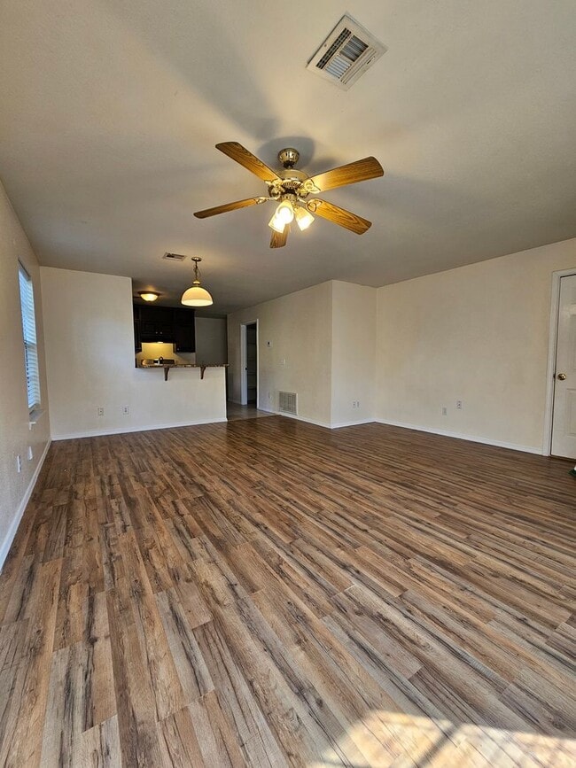 Photo - (3) Bed (2) Bath in Noble Avail NOW!