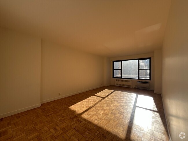 Building Photo - 145 Fourth Avenue Unit 5N Rental