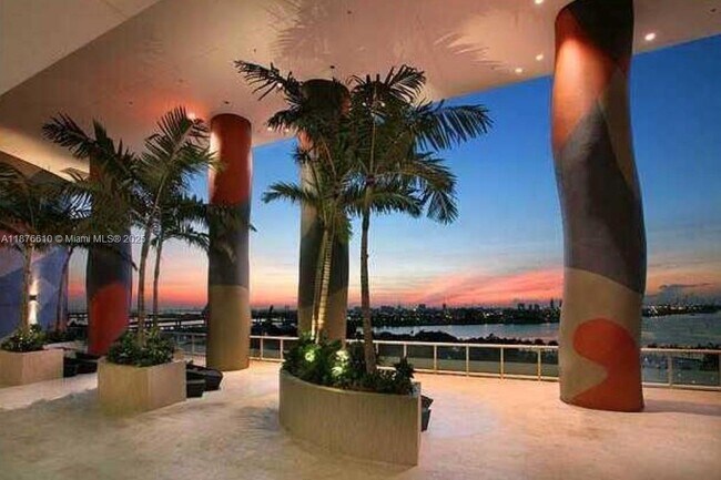 Photo - 50 Biscayne Blvd Unidad 606