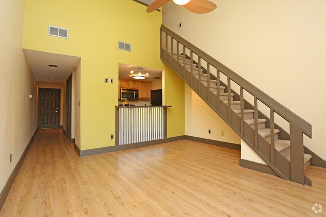 2BR, 2BA - 860 SF - Van Der Rohe- Living Room - Crescent at Shadeland