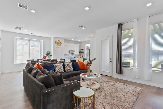 Photo - 15023 Marston Grv Dr