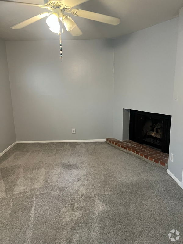 Building Photo - 849 Penn Ave NE Rental