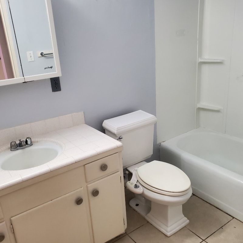 Photo - 1025 N Madison St Unidad 3