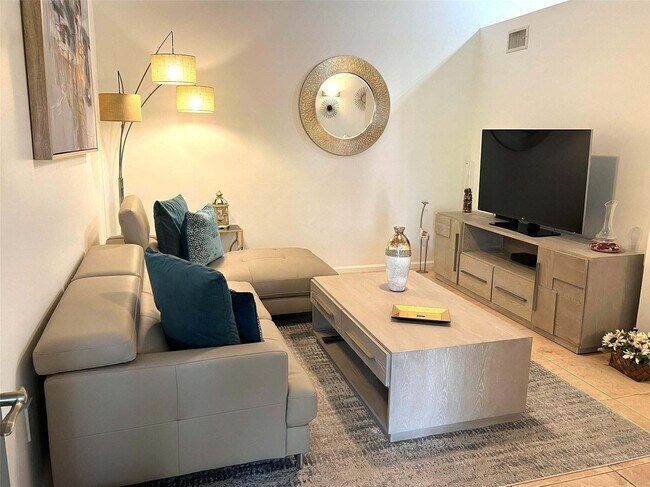 Photo - 1125 Crystal Way Unit F