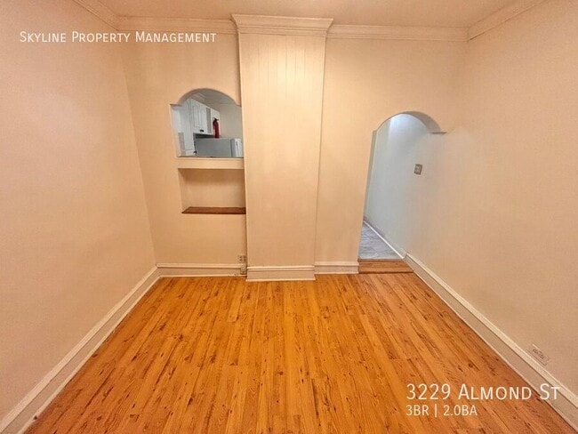 Photo - 3229 Almond St