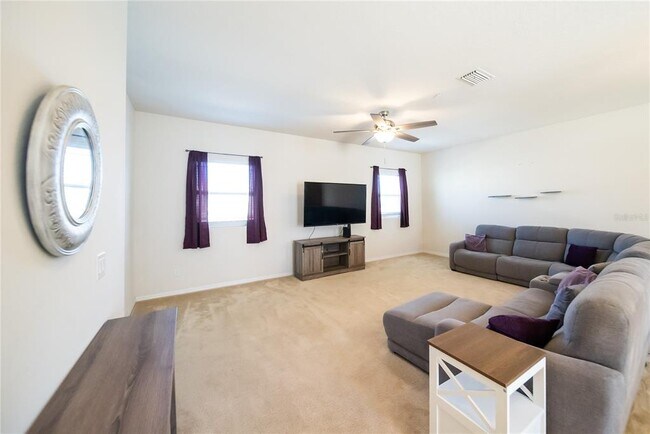 Photo - 980 Lakefront Village Dr