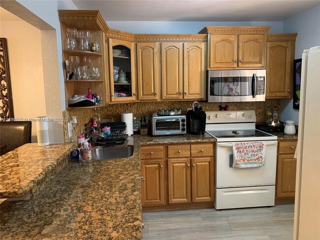 Photo - 7840 Camino Real Unidad P107