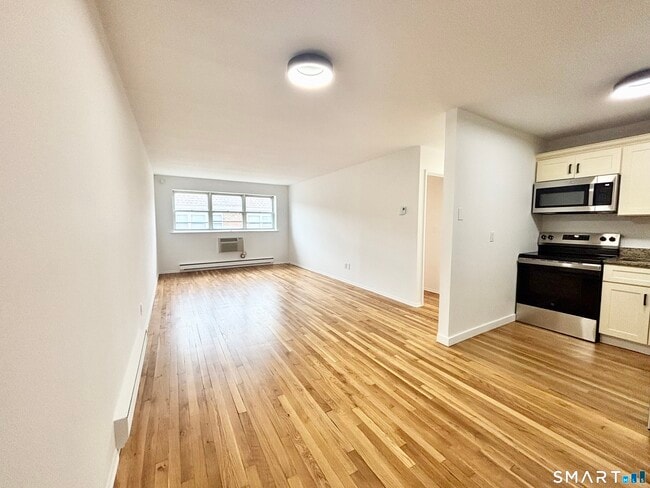 Photo - 637 Cove Rd Unit A15