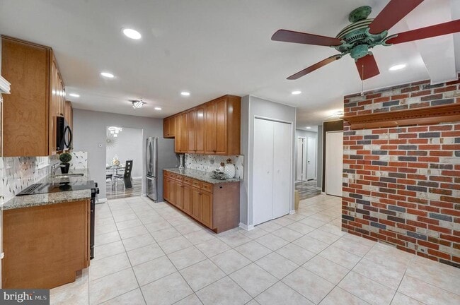 Photo - 4309 Selkirk Dr