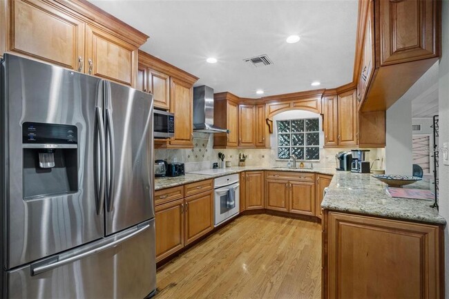 Photo - 2014 8th Terrace SE