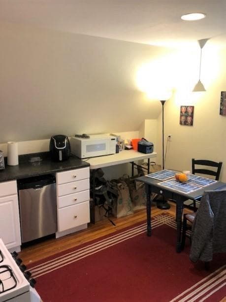 Photo - 193-193 Power St Unidad 2 R