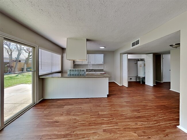 Photo - 6646 Loch Langham Dr