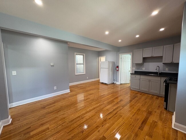 Photo - 1224 Monroe Ave Unidad 1