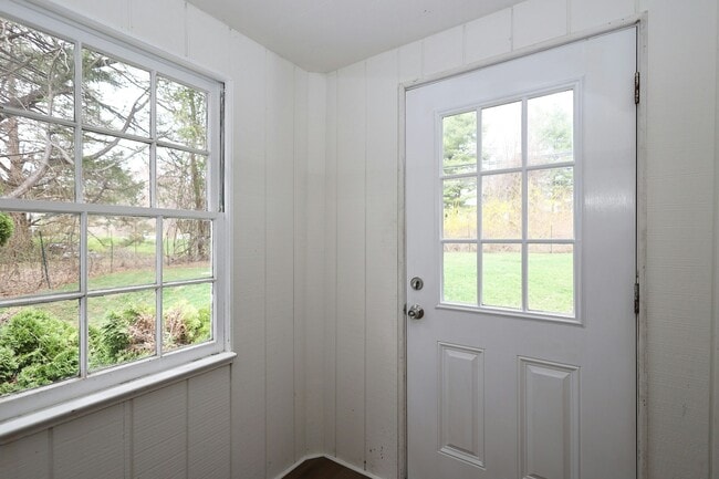 Photo - 121 Westport Rd