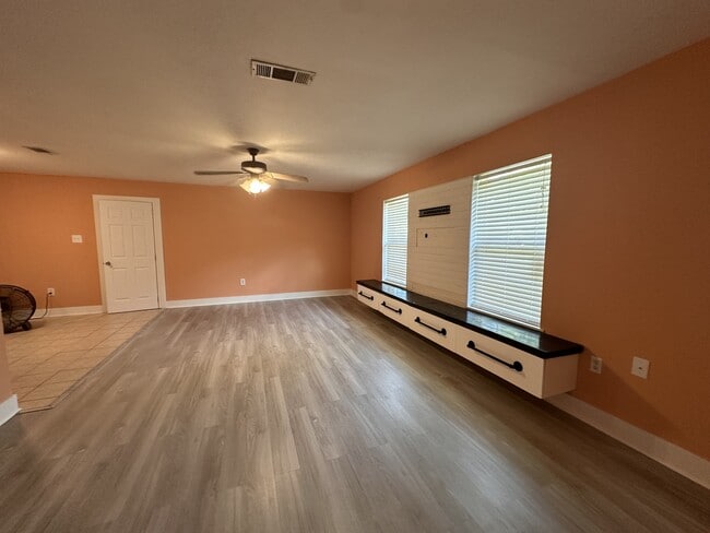Photo - 1622 Espoir Dr