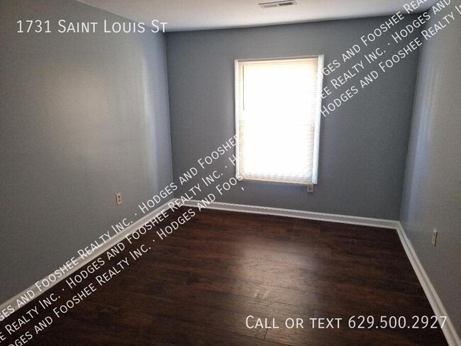 Photo - 1731 St Louis St House