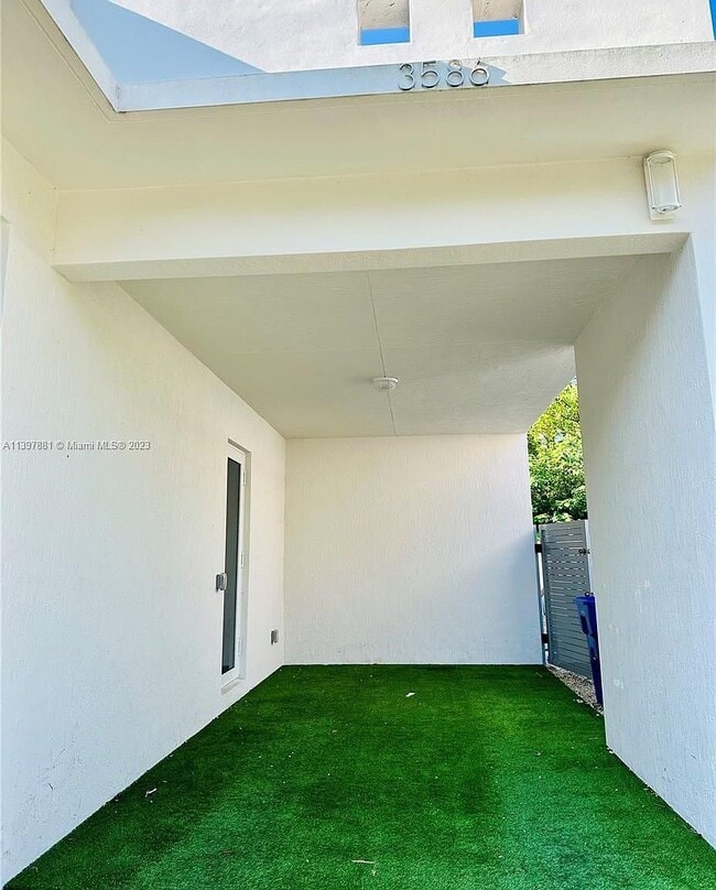 Photo - 3586 Franklin Ave