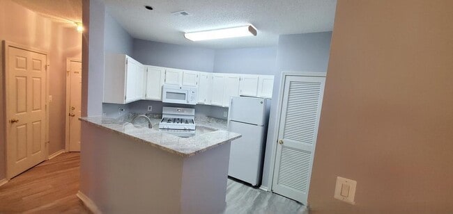 Photo - 4417 Fair Stone Dr Unit 303