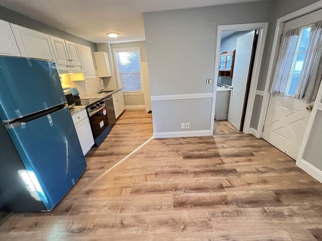 Building Photo - 1 Mill St Ct