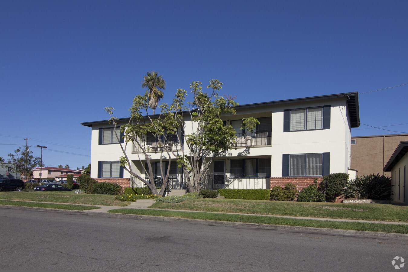 Photo - 4429-4435 Everts St