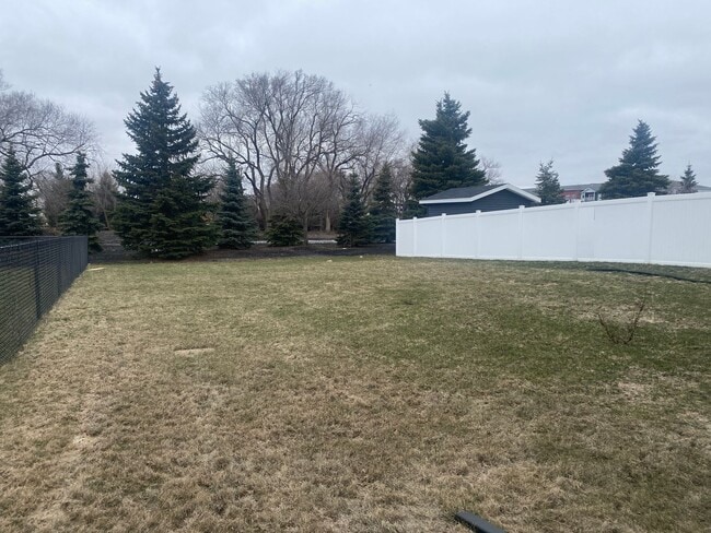 Photo - 3-Bed, 3-Bath Single Family Home in Moorhead!