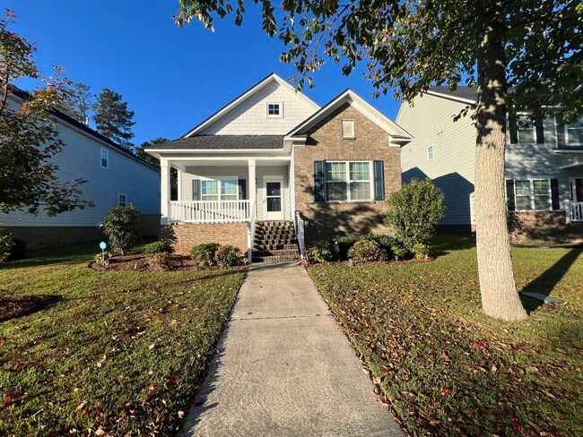 Building Photo - 3177 Mayflower Ln