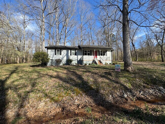 Photo - FOR LEASE- SINGLE FAMILY HOME IN MORRISON TN!