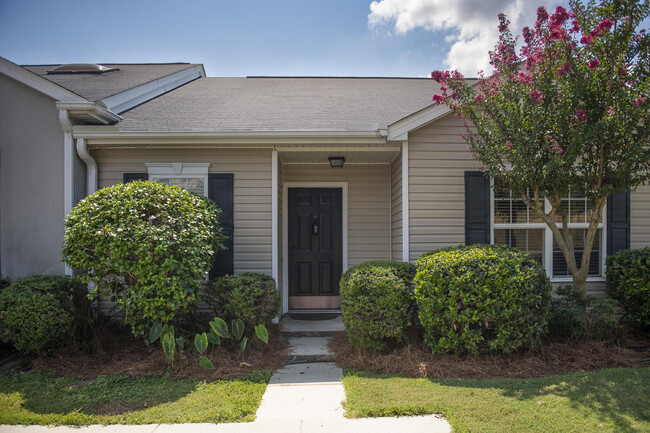 Photo - 2210 Thicket Ct Townhome