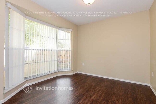 Photo - 2111 Almeria Way S