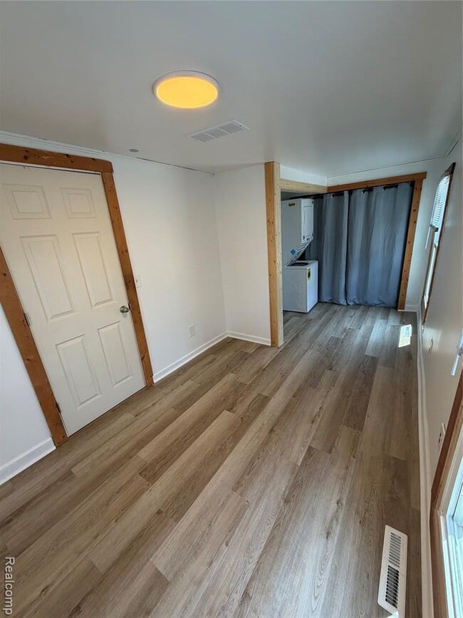 Photo - 31 Heights Rd