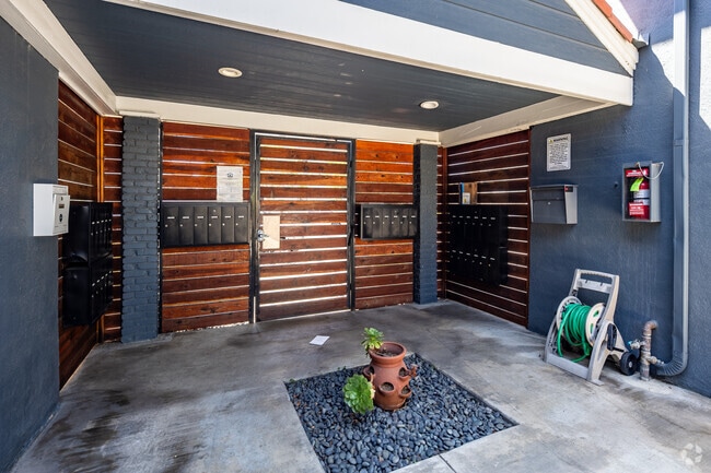 Entrance - 1821 5th St.