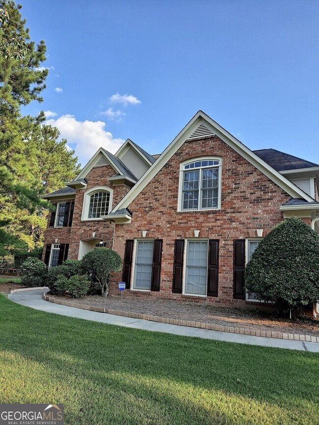 Photo - 120 Newfield Dr