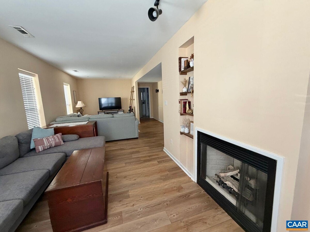 Photo - 2302 Fontaine Ave Ext
