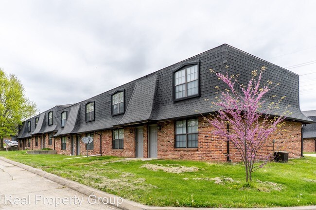 Photo - 2808 Jacobs Pl