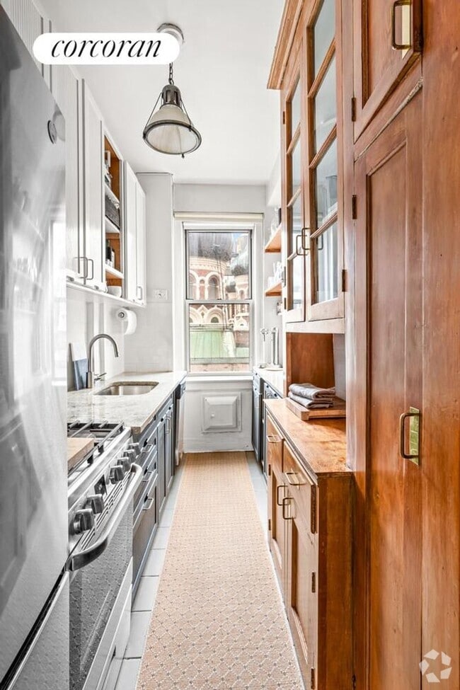 Building Photo - 16 E 98th St Rental