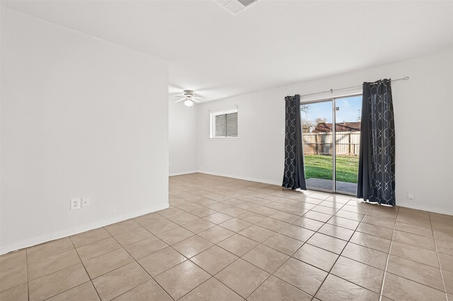 Photo - 9302 Eblen Dr