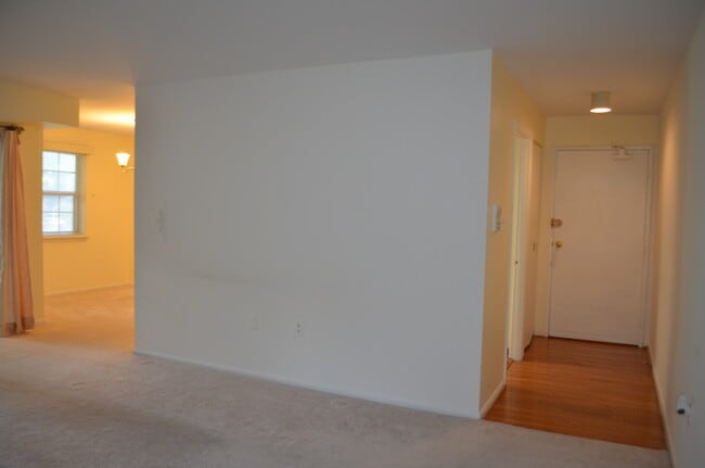 Photo - 1952 Kennedy Dr Unit 204