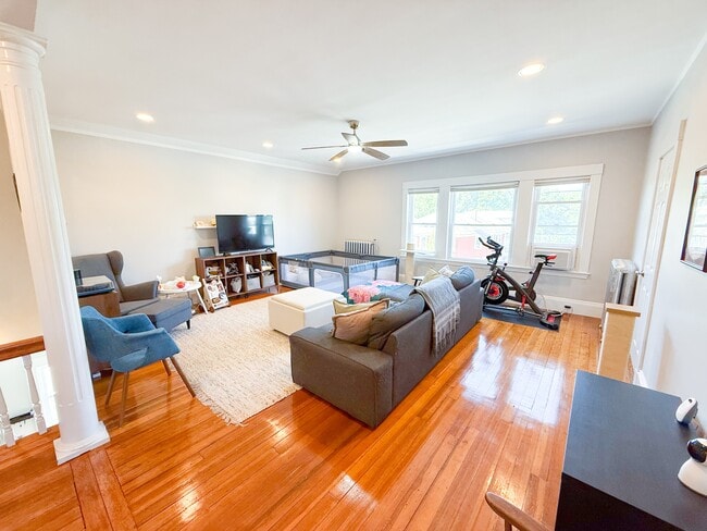 Building Photo - 410 S Huntington Ave