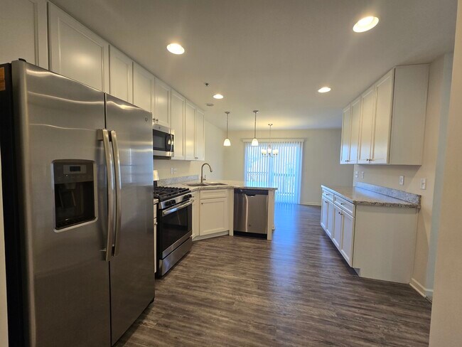 Photo - 7106 Country Club Hills Dr